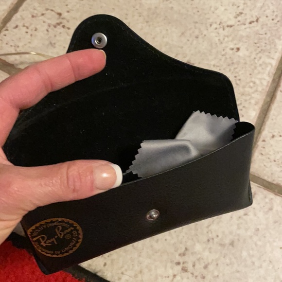 Ray ban yellow sunglasses - Picture 4 of 4